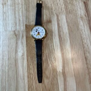 VTG Lorus Quartz Disney Mickey Mouse New‎ Battery Watch Black Leather Seiko